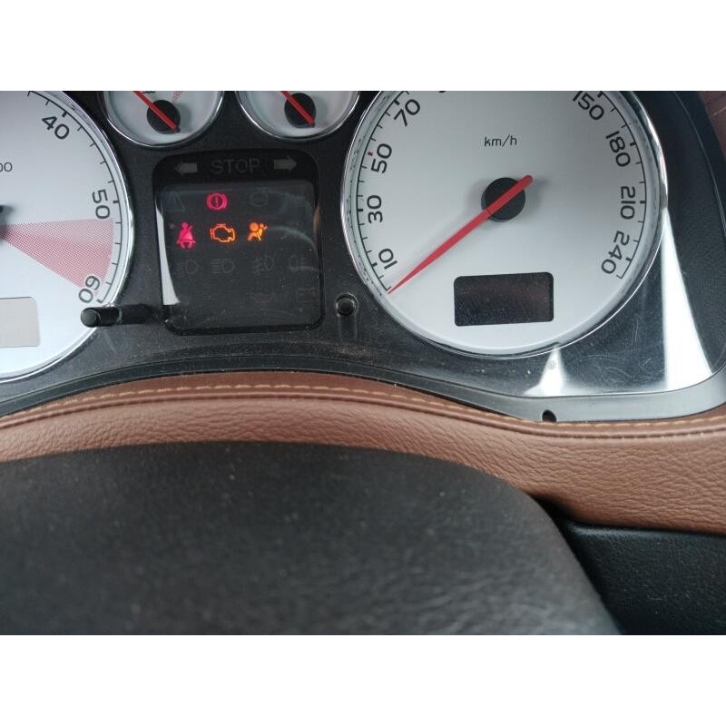 Pompe à carburant PEUGEOT 307 Photo n°8