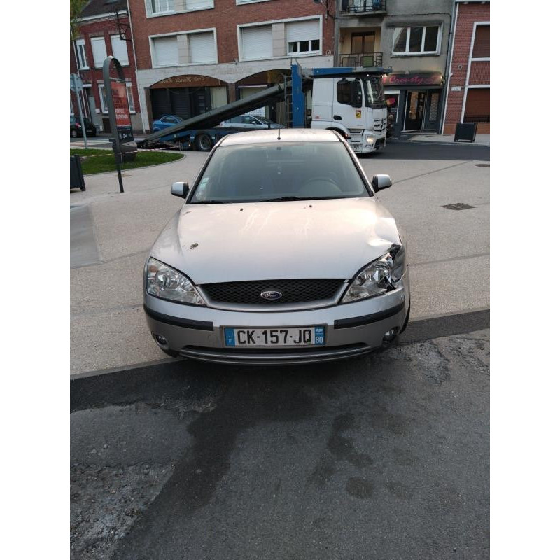 Anti brouillard droit (feux) FORD MONDEO 2 Photo n°7