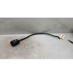 Attache ceinture avant droit RENAULT TRAFIC 1 Photo n°1