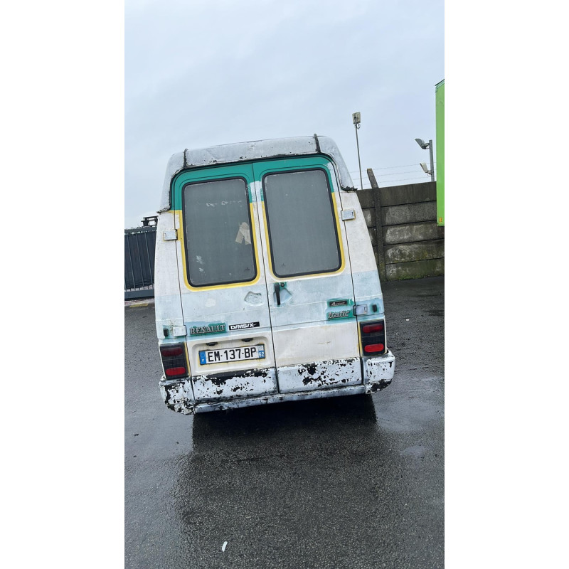 Attache ceinture avant droit RENAULT TRAFIC 1 Photo n°7