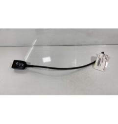Attache ceinture avant gauche RENAULT TRAFIC 1