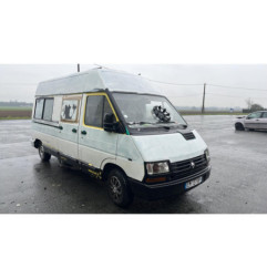 Attache ceinture avant gauche RENAULT TRAFIC 1