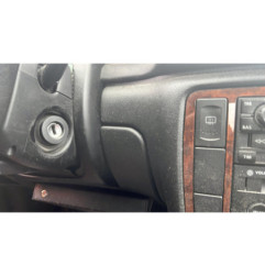 Serrure avant gauche VOLKSWAGEN PASSAT 4