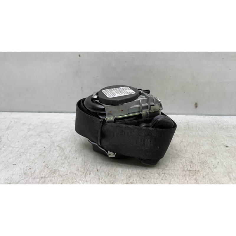 Pretensionneur de ceinture avant droit MERCEDES CLASSE B 245 Photo n°4