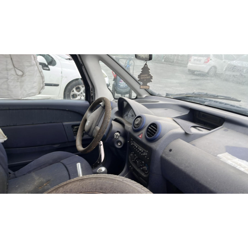 Leve vitre electrique avant gauche PEUGEOT 1007 Photo n°9