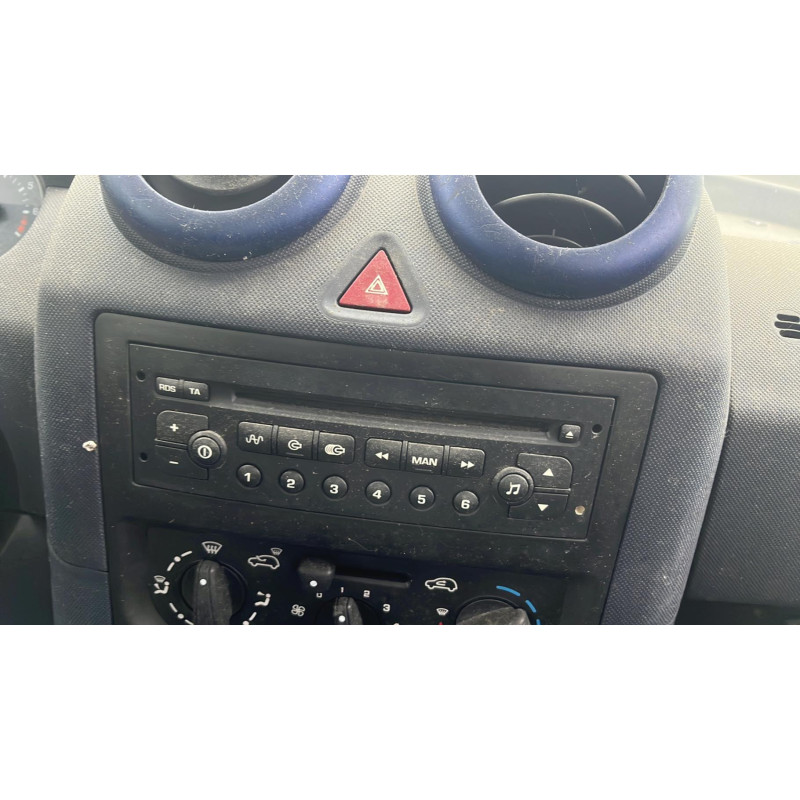 Leve vitre electrique avant gauche PEUGEOT 1007 Photo n°14
