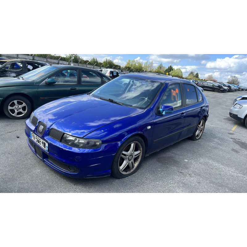 Anti brouillard droit (feux) SEAT LEON 1 Photo n°4
