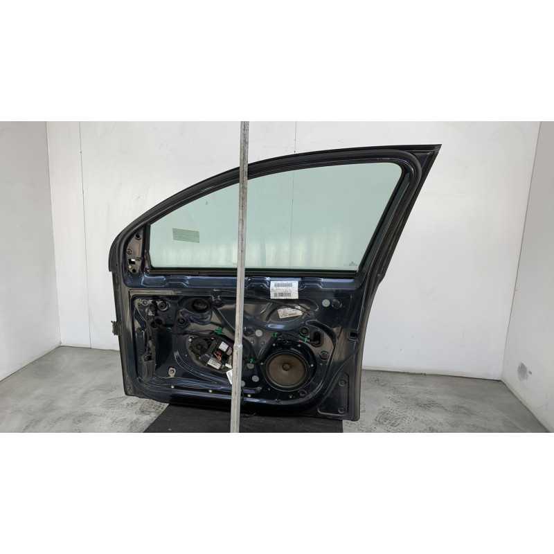 Porte avant droit VOLKSWAGEN GOLF 5 Photo n°6
