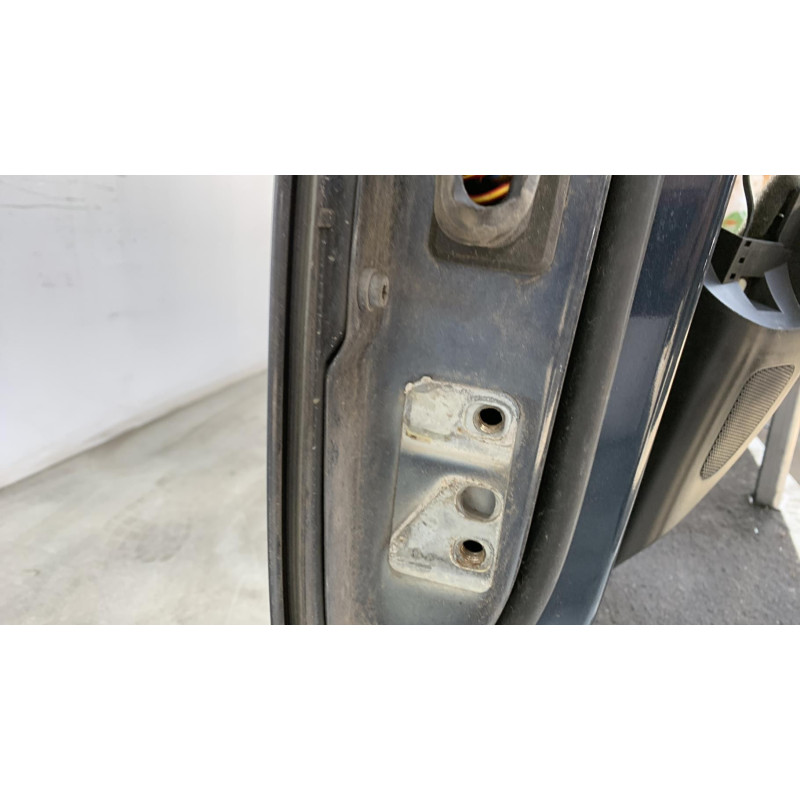 Porte avant droit VOLKSWAGEN GOLF 5 Photo n°7