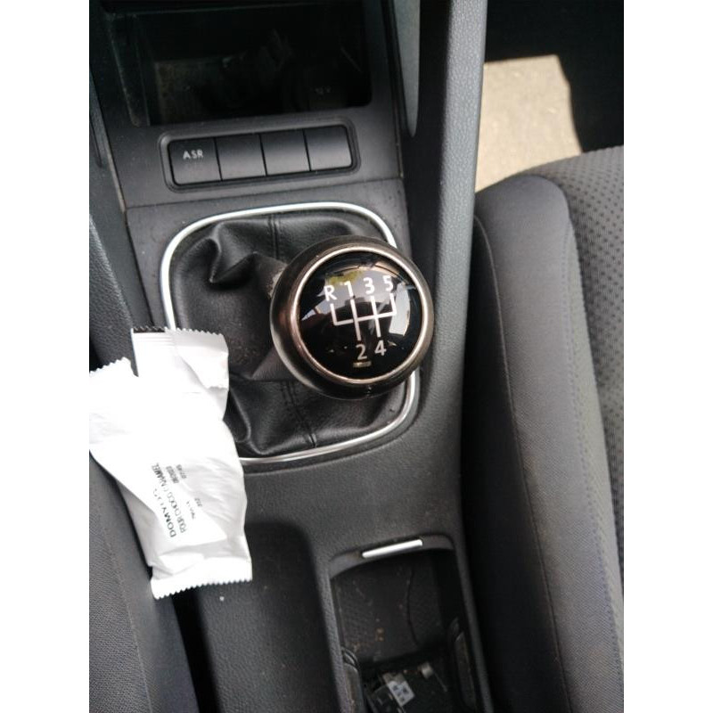 Porte avant droit VOLKSWAGEN GOLF 5 Photo n°8