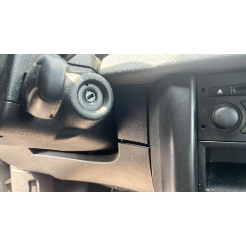 Pretensionneur de ceinture avant droit PEUGEOT 207 Photo n°15
