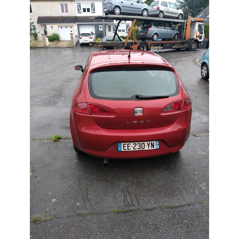 Trappe d'essence SEAT LEON 2 Photo n°8