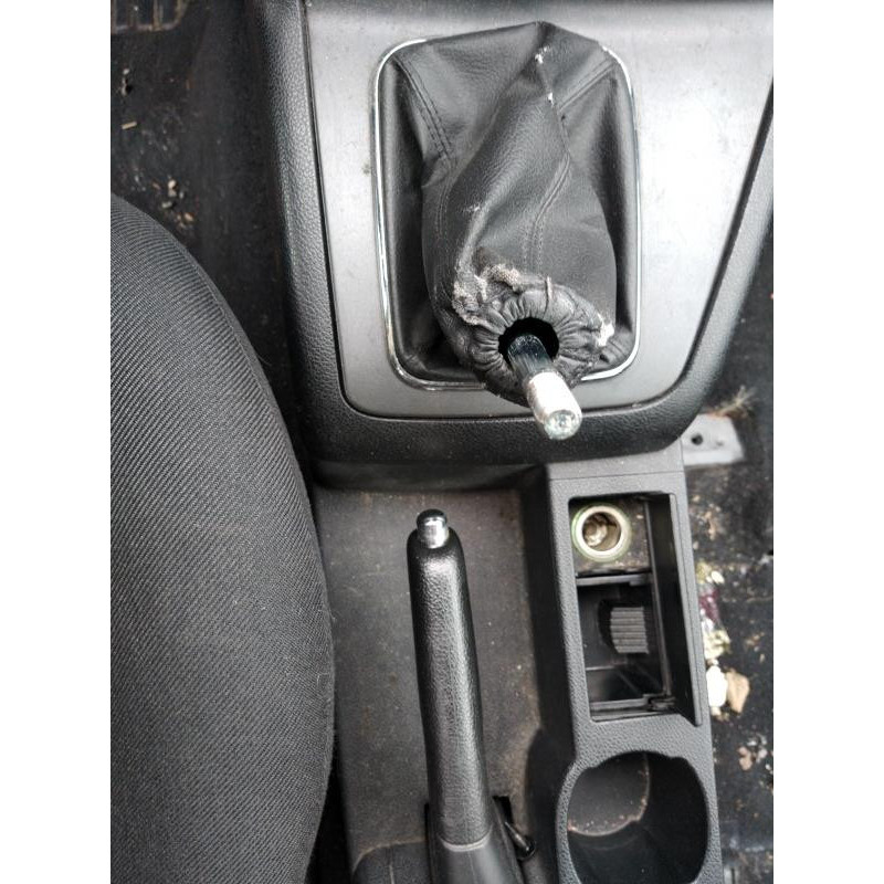 Vitre arriere gauche FORD MONDEO 2 Photo n°7