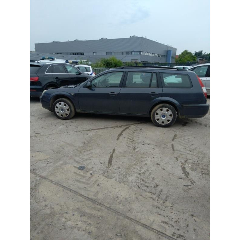 Vitre arriere gauche FORD MONDEO 2 Photo n°8
