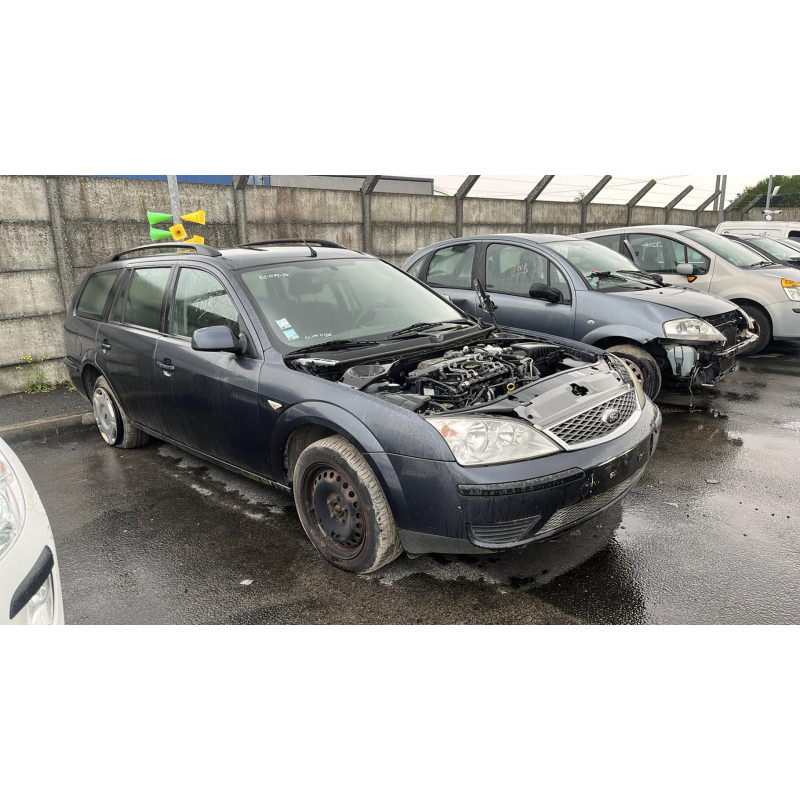 Vitre arriere gauche FORD MONDEO 2 Photo n°14