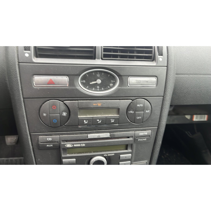 Vitre arriere gauche FORD MONDEO 2 Photo n°15