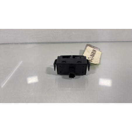 Bouton de warning RENAULT TRAFIC 3