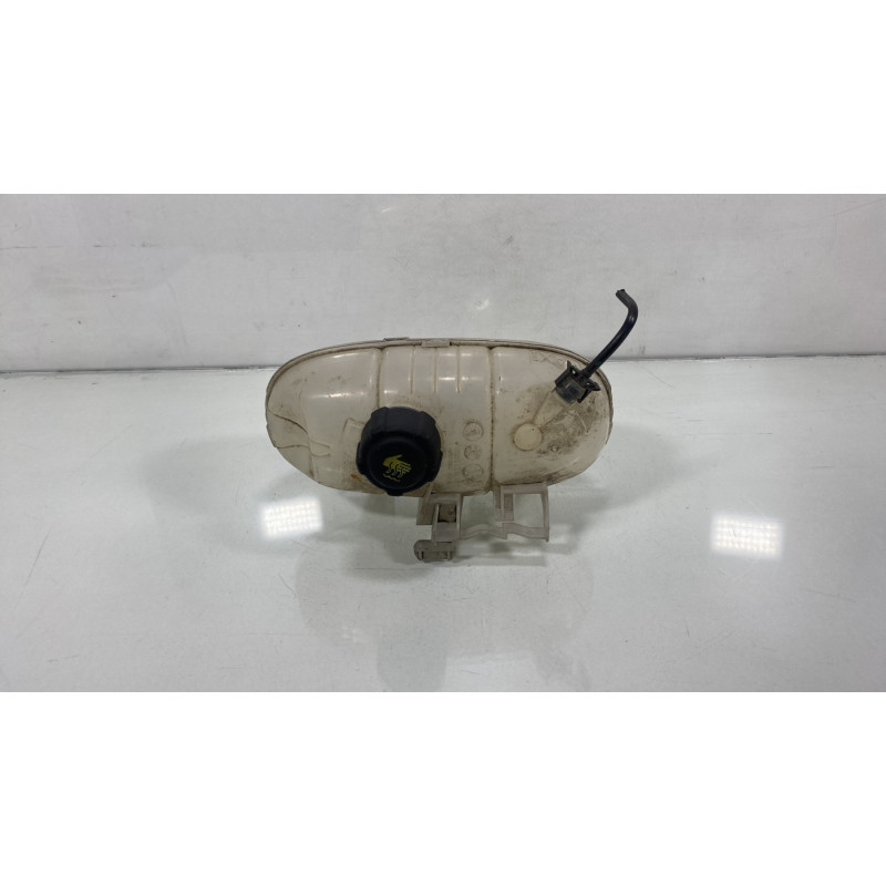 Vase d'expansion RENAULT TRAFIC 3 Photo n°1