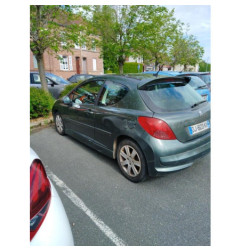 Pretensionneur de ceinture avant droit PEUGEOT 207