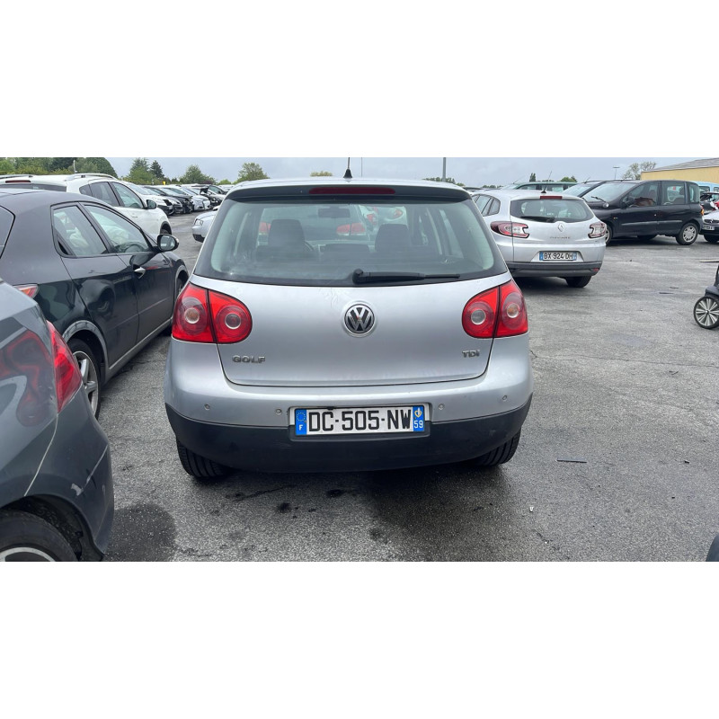 Feu arriere secondaire gauche (feux) VOLKSWAGEN GOLF 5 Photo n°6