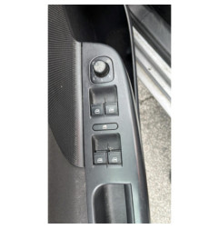 Feu arriere secondaire gauche (feux) VOLKSWAGEN GOLF 5