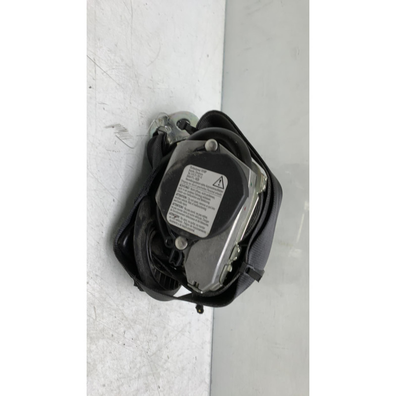 Pretensionneur de ceinture avant gauche VOLKSWAGEN GOLF 5 Photo n°1