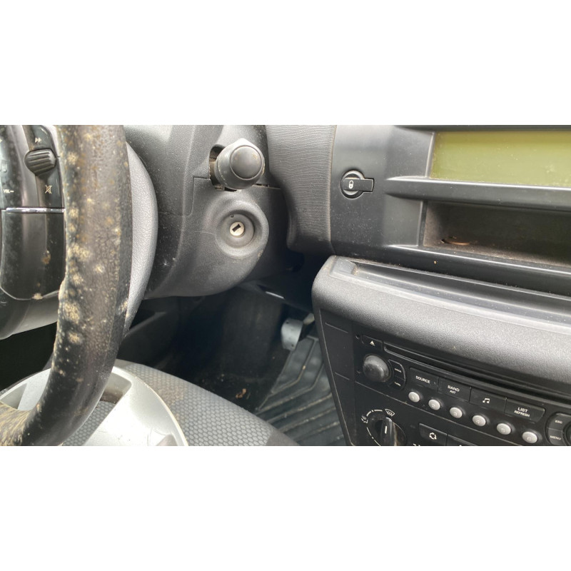 Pretensionneur de ceinture avant droit CITROEN C4 1 Photo n°9