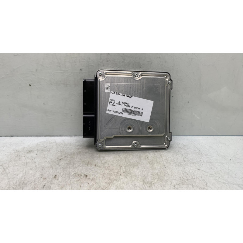 Calculateur moteur AUDI A4 2 Photo n°4