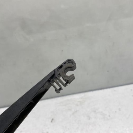 Bras essuie glace arriere TOYOTA RAV4 3