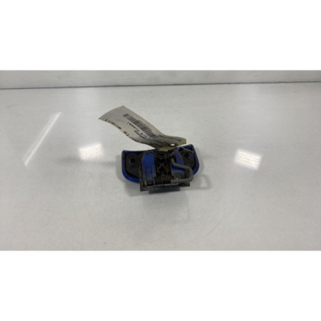 Poignee porte avant droit CITROEN SAXO
