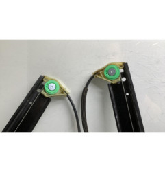 Leve vitre electrique avant gauche SKODA OCTAVIA 3