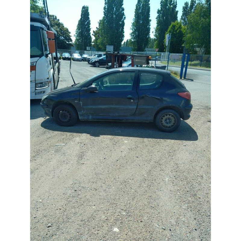 Pare choc avant PEUGEOT 206 Photo n°11