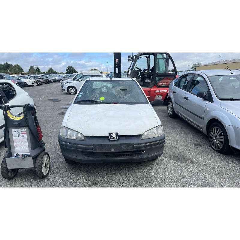 Poignee porte avant droit PEUGEOT 106 Photo n°11
