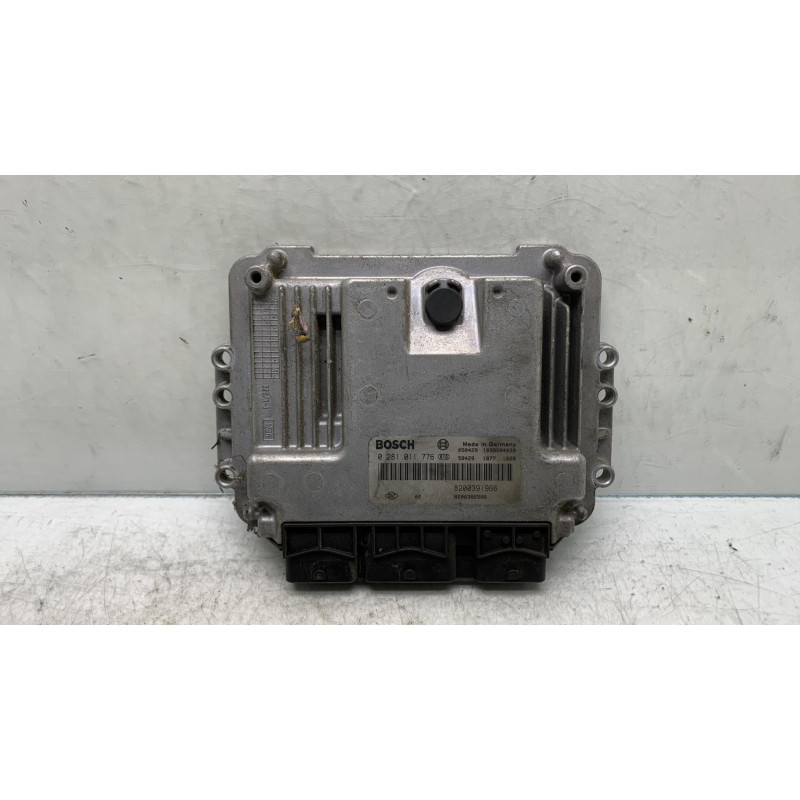 Calculateur moteur RENAULT SCENIC 2 Photo n°4