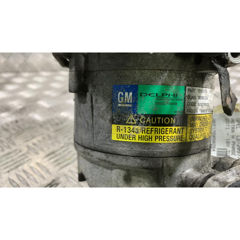 Compresseur clim OPEL ASTRA H Photo n°4