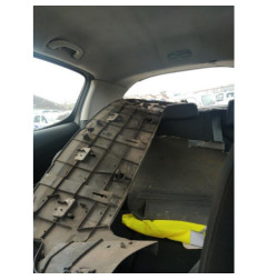 Attache ceinture avant droit PEUGEOT 308 1