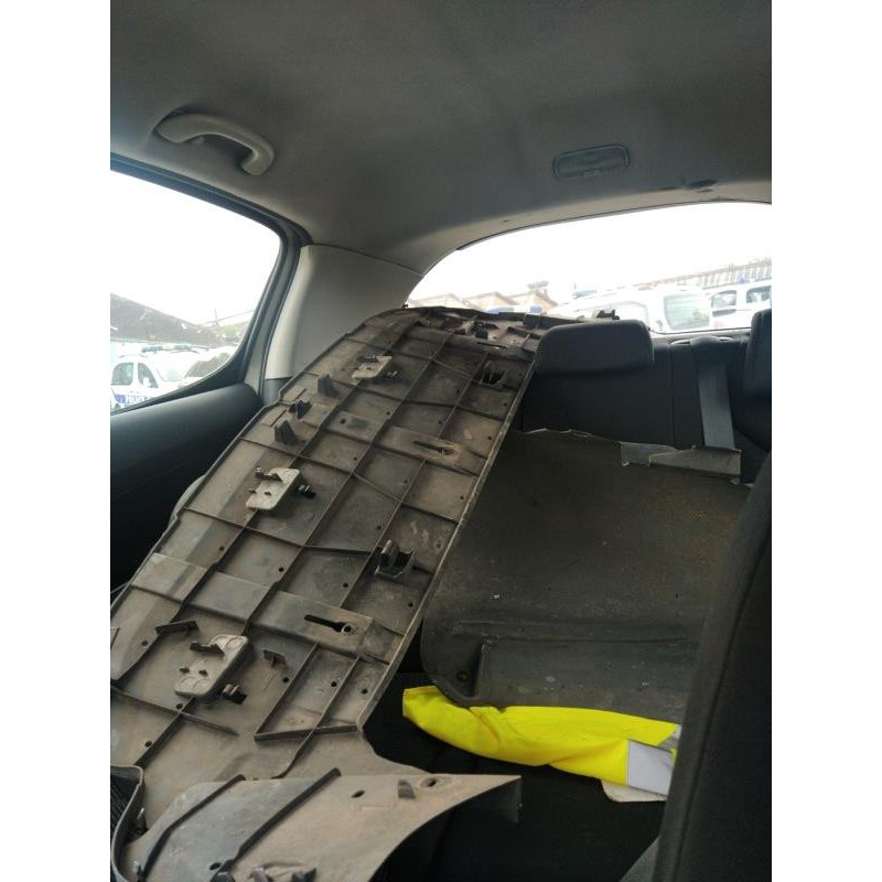 Attache ceinture avant droit PEUGEOT 308 1 Photo n°4