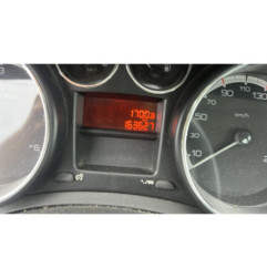 Attache ceinture avant droit PEUGEOT 308 1