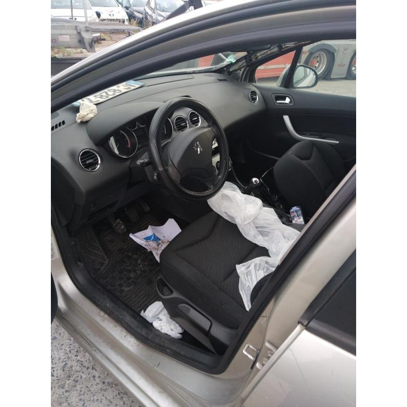 Attache ceinture avant droit PEUGEOT 308 1 Photo n°17