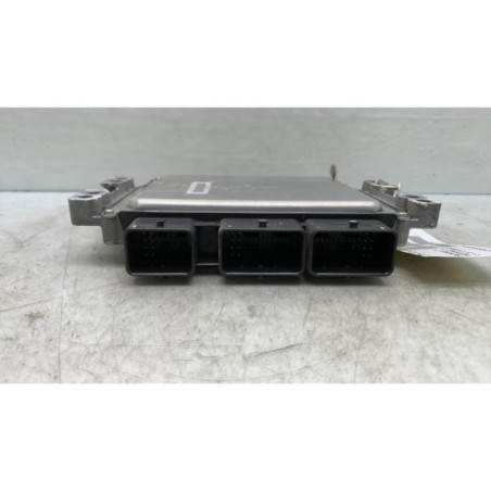 Calculateur moteur RENAULT MEGANE 3