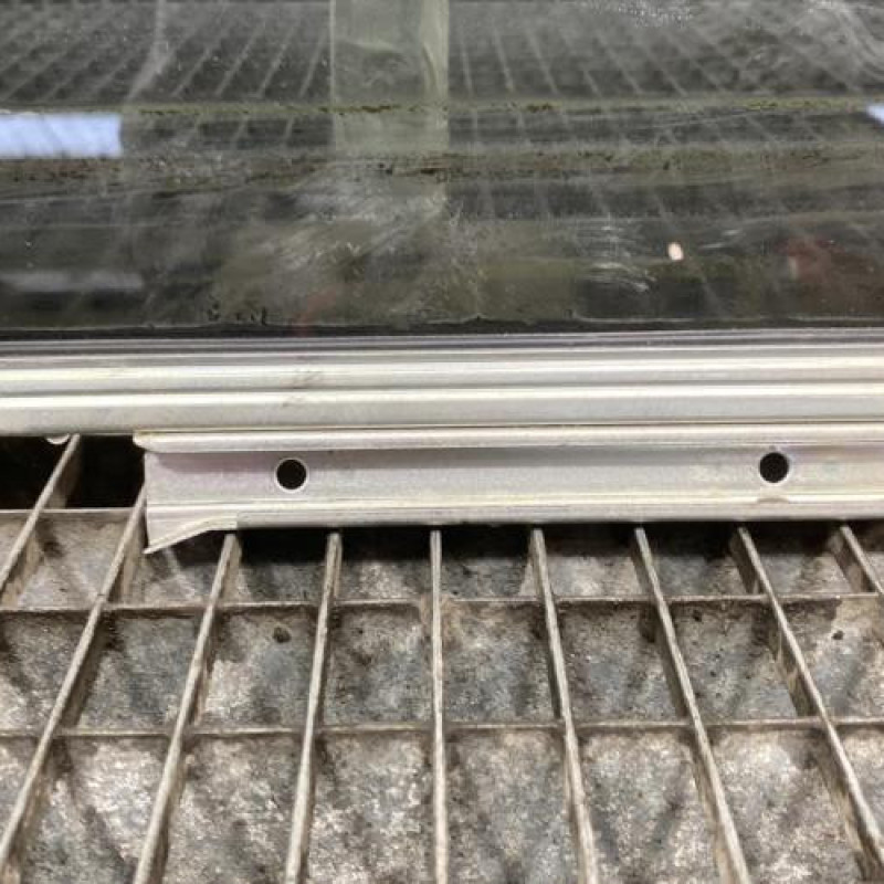 Vitre arriere droit TOYOTA RAV4 3 Photo n°4