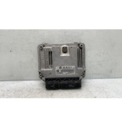 Calculateur moteur VOLKSWAGEN GOLF 5