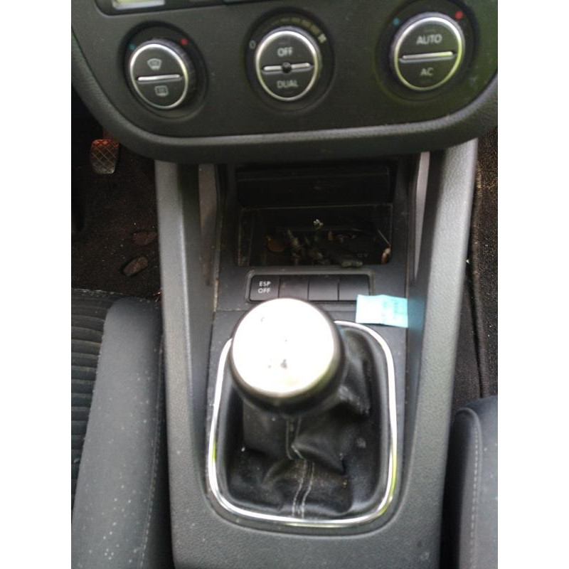 Serrure avant gauche VOLKSWAGEN GOLF 5 Photo n°10