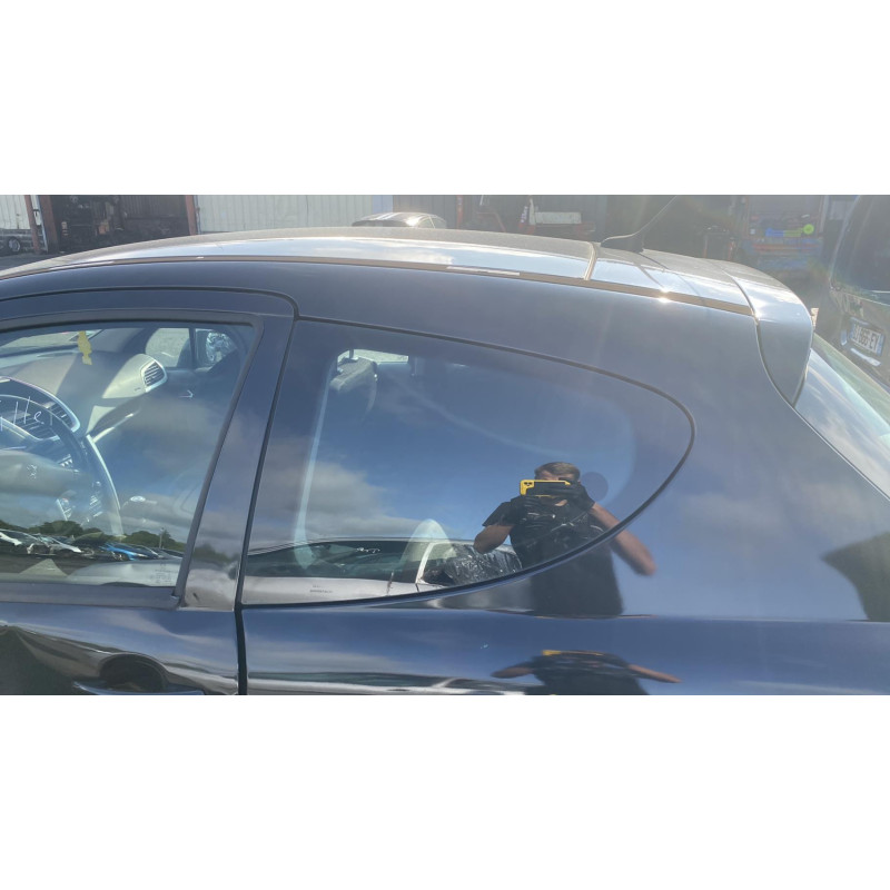 Pretensionneur de ceinture avant droit PEUGEOT 207 Photo n°19