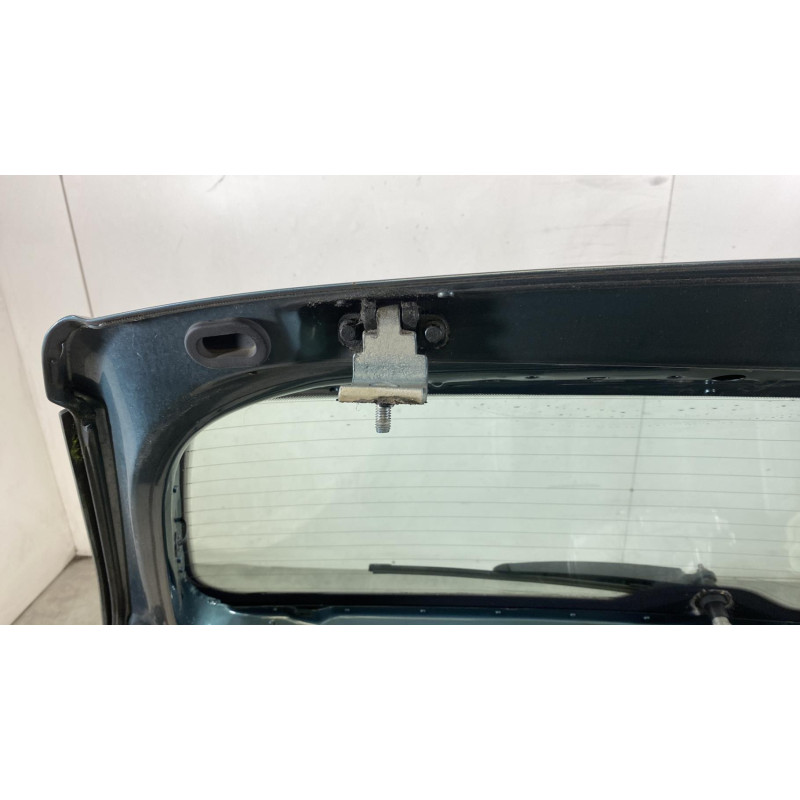Malle/Hayon arriere VOLKSWAGEN POLO 4 Photo n°8