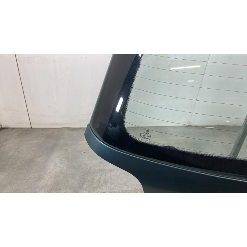 Malle/Hayon arriere VOLKSWAGEN POLO 4 Photo n°11