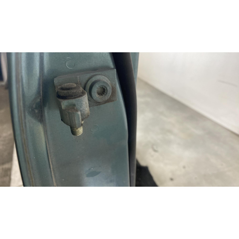 Porte avant droit VOLKSWAGEN POLO 4 Photo n°4