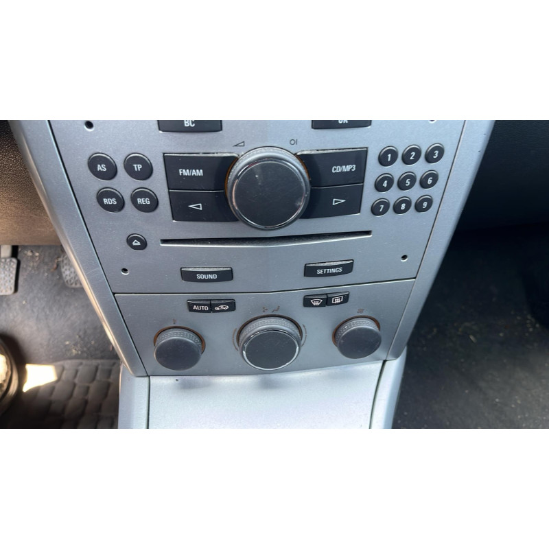Feu arriere principal gauche (feux) OPEL ASTRA H Photo n°12