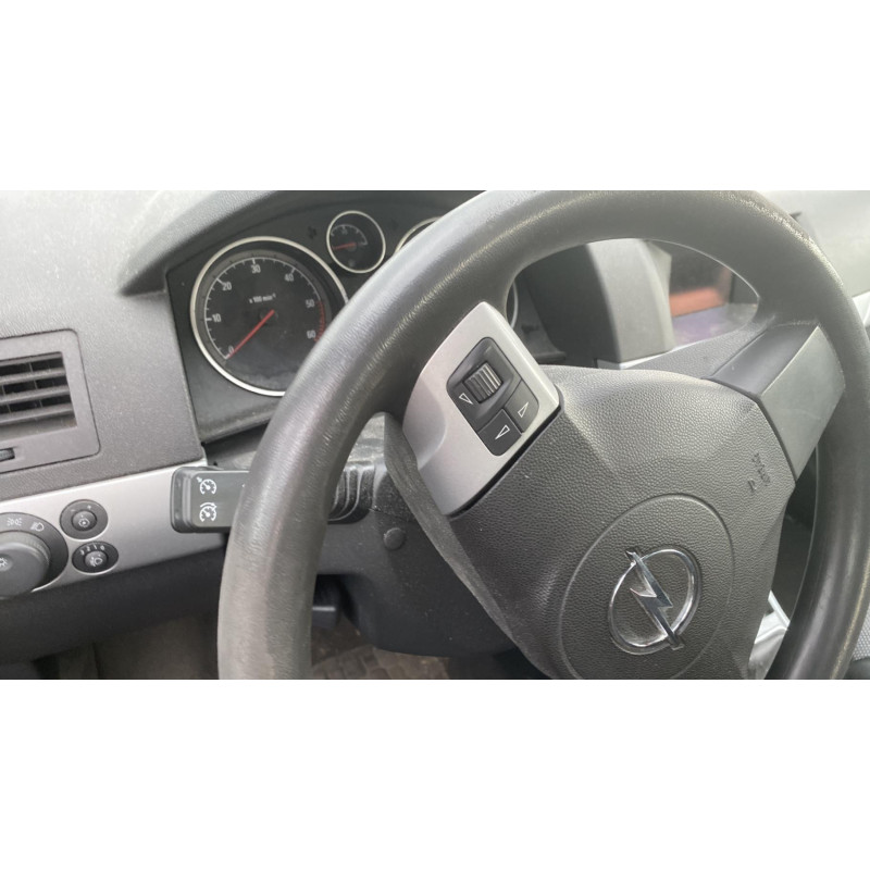 Feu arriere principal gauche (feux) OPEL ASTRA H Photo n°17