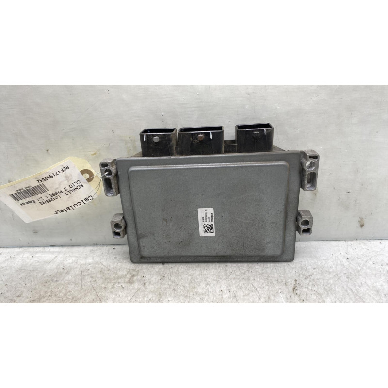 Calculateur moteur RENAULT CLIO 3 Photo n°2